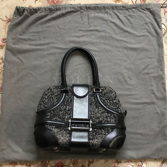 Alexander McQueen Novak Handbag - Picture 7 of 11